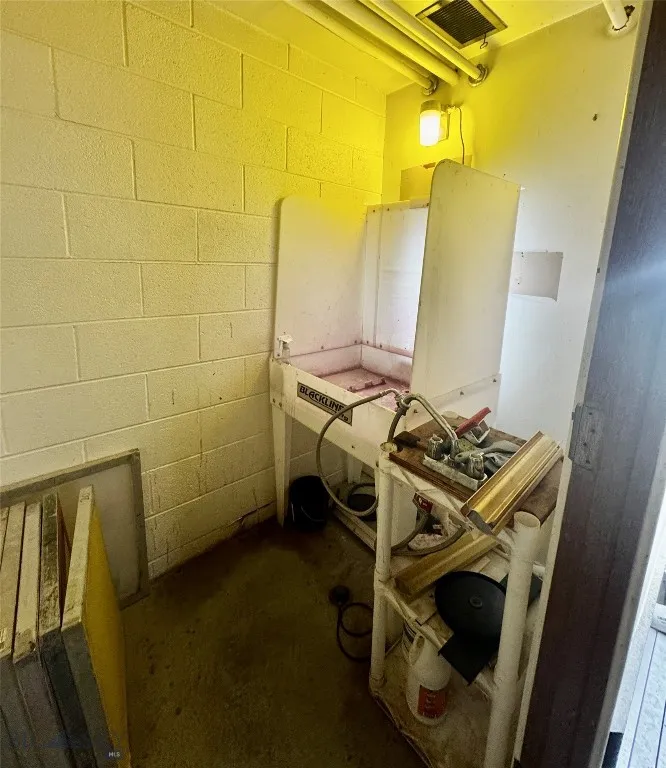 421 E Park, Anaconda, Montana 59711, Anaconda, Montana 59711, ,Commercial Sale,For Sale,421 E Park, Anaconda, Montana 59711,0,406578