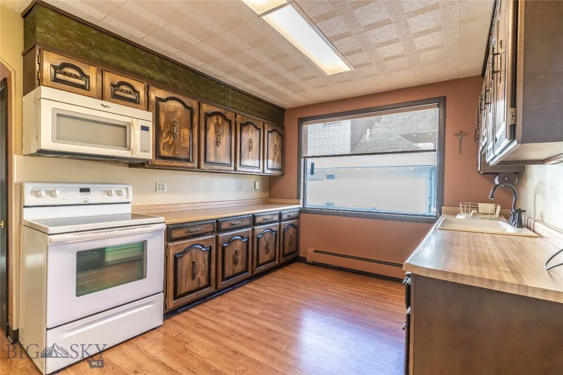 411 Pine Street, Anaconda, Montana 59711, Anaconda, Montana 59711, 4 Bedrooms Bedrooms, ,1 BathroomBathrooms,Residential,For Sale,411 Pine Street, Anaconda, Montana 59711,0,406753