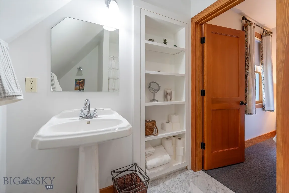 7200 Springhill, Belgrade, Montana 59714, Belgrade, Montana 59714, 3 Bedrooms Bedrooms, ,3 BathroomsBathrooms,Residential,For Sale,7200 Springhill, Belgrade, Montana 59714,0,406841