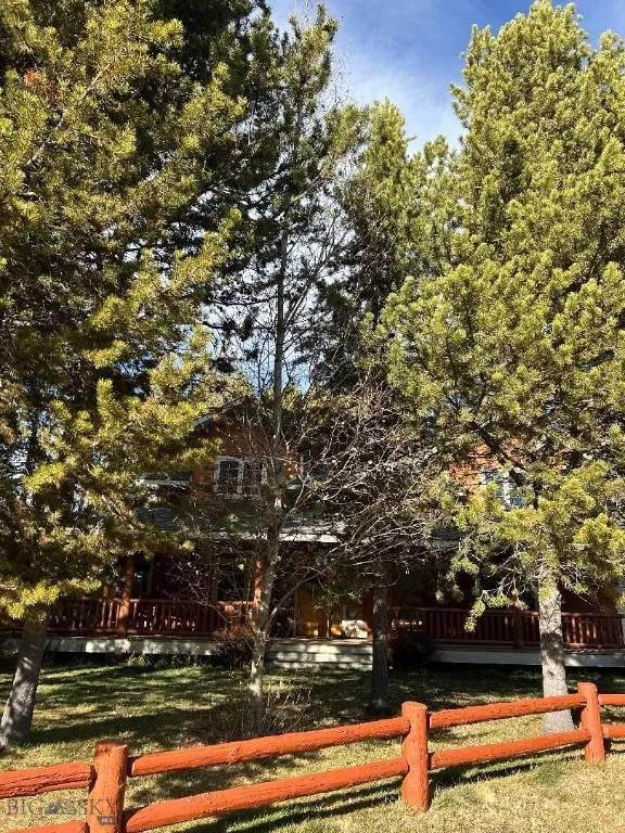 505 Gallatin, West Yellowstone, Montana 59758, West Yellowstone, Montana 59758, 4 Bedrooms Bedrooms, ,3 BathroomsBathrooms,Residential,For Sale,505 Gallatin, West Yellowstone, Montana 59758,0,406847