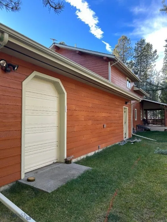 505 Gallatin, West Yellowstone, Montana 59758, West Yellowstone, Montana 59758, 4 Bedrooms Bedrooms, ,3 BathroomsBathrooms,Residential,For Sale,505 Gallatin, West Yellowstone, Montana 59758,0,406847