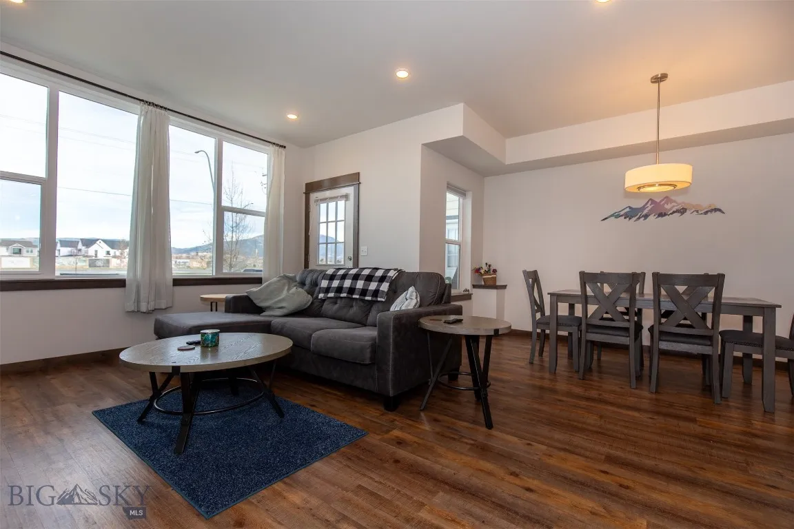 2016 S 19th C, Bozeman, Montana 59718, Bozeman, Montana 59718, 3 Bedrooms Bedrooms, ,2 BathroomsBathrooms,Residential,For Sale,2016 S 19th C, Bozeman, Montana 59718,0,406786