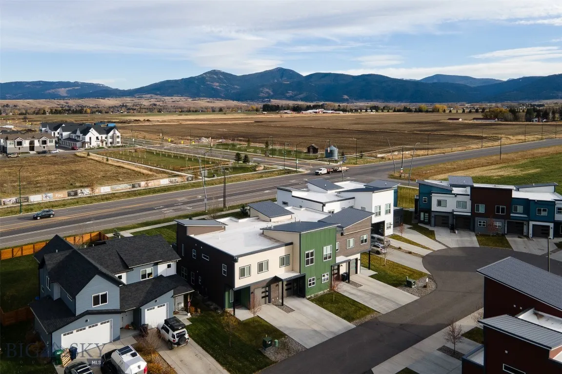 2016 S 19th C, Bozeman, Montana 59718, Bozeman, Montana 59718, 3 Bedrooms Bedrooms, ,2 BathroomsBathrooms,Residential,For Sale,2016 S 19th C, Bozeman, Montana 59718,0,406786