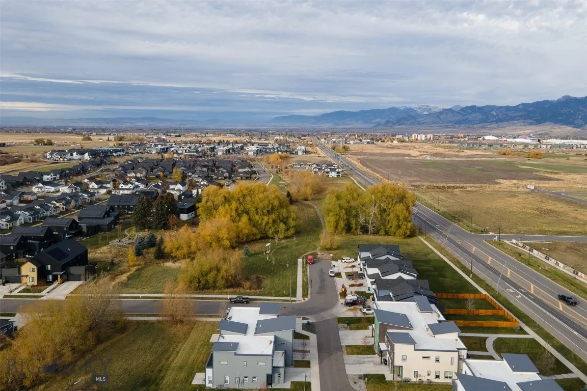 2016 S 19th C, Bozeman, Montana 59718, Bozeman, Montana 59718, 3 Bedrooms Bedrooms, ,2 BathroomsBathrooms,Residential,For Sale,2016 S 19th C, Bozeman, Montana 59718,0,406786