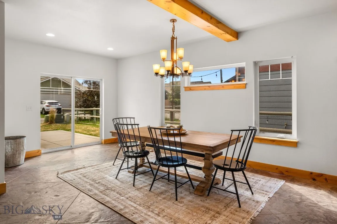 Dining to back patio