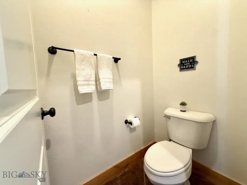 Main level powder room