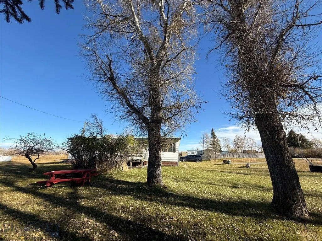 119 Columbus Avenue, Dupuyer, Montana 59432, Dupuyer, Montana 59432, 2 Bedrooms Bedrooms, ,Residential,For Sale,119 Columbus Avenue, Dupuyer, Montana 59432,0,406995