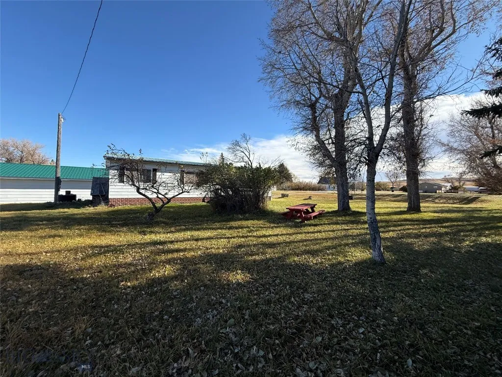 119 Columbus Avenue, Dupuyer, Montana 59432, Dupuyer, Montana 59432, 2 Bedrooms Bedrooms, ,Residential,For Sale,119 Columbus Avenue, Dupuyer, Montana 59432,0,406995