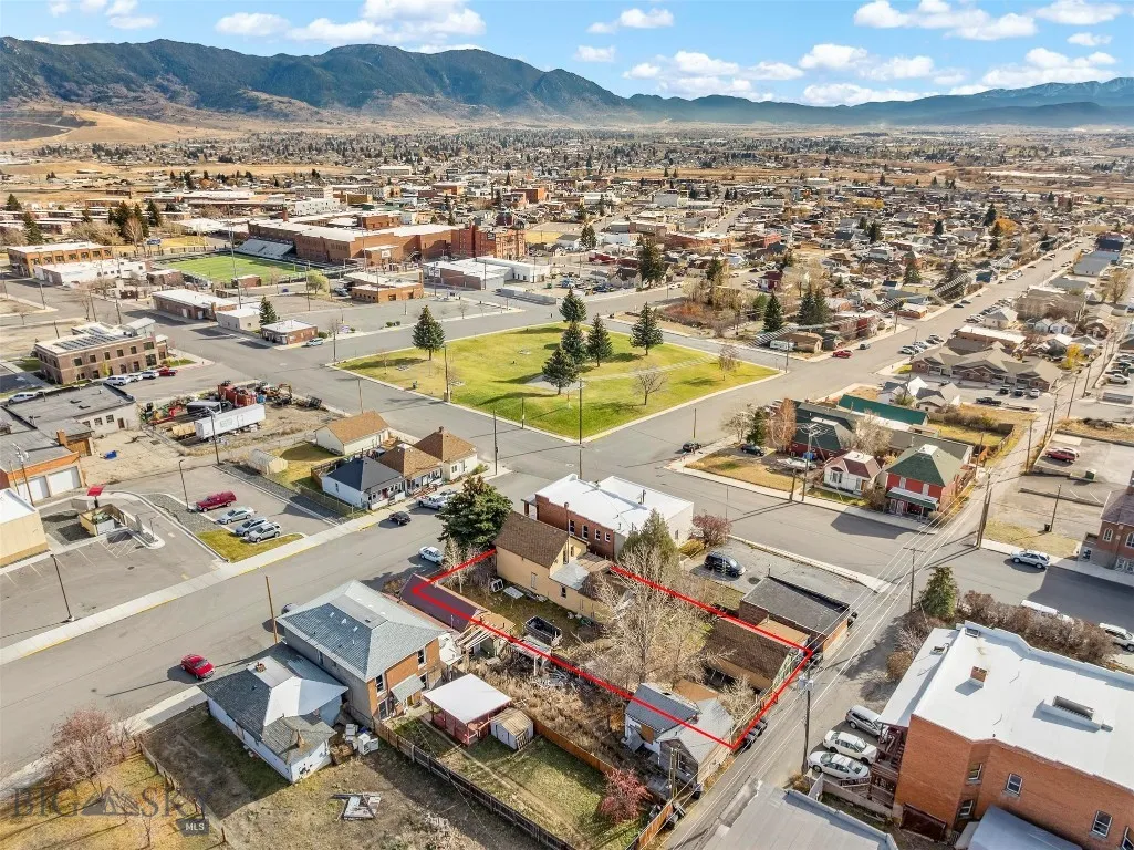 225 S Dakota, Butte, Montana 59701, Butte, Montana 59701, 3 Bedrooms Bedrooms, ,1 BathroomBathrooms,Residential,For Sale,225 S Dakota, Butte, Montana 59701,0,407033
