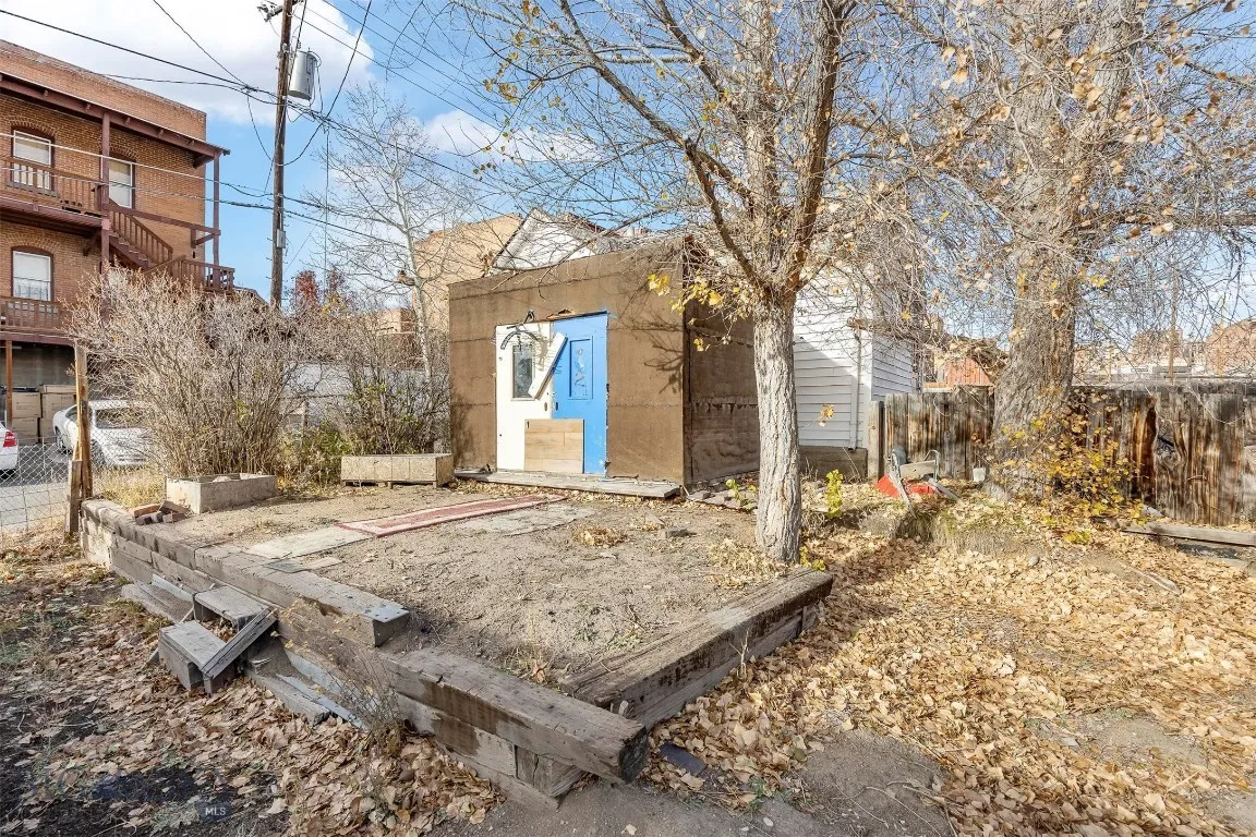 225 S Dakota, Butte, Montana 59701, Butte, Montana 59701, 3 Bedrooms Bedrooms, ,1 BathroomBathrooms,Residential,For Sale,225 S Dakota, Butte, Montana 59701,0,407033