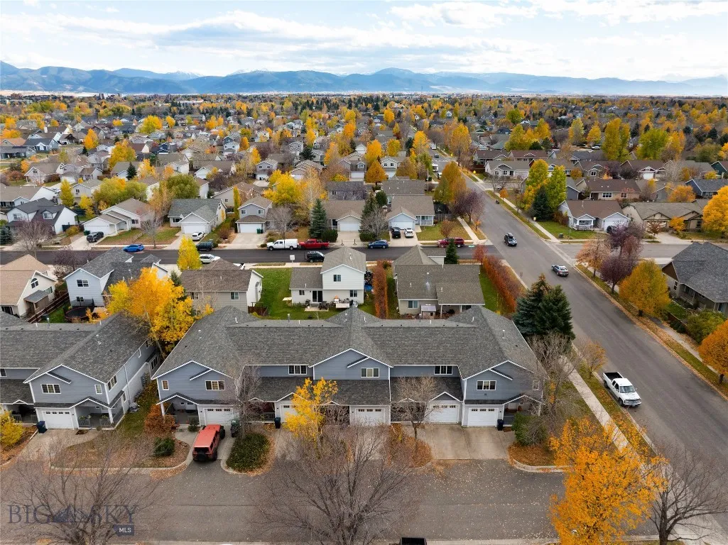 1140 N 27th Avenue 2, Bozeman, Montana 59718, Bozeman, Montana 59718, 3 Bedrooms Bedrooms, ,1 BathroomBathrooms,Residential,For Sale,1140 N 27th Avenue 2, Bozeman, Montana 59718,0,407086