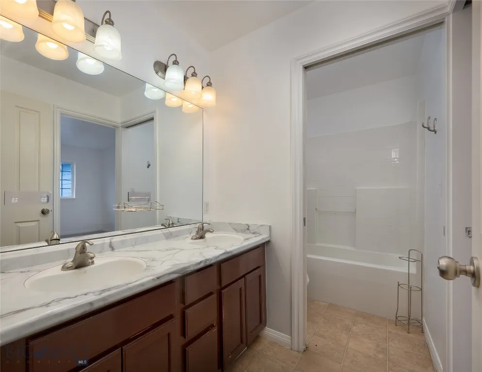 1140 N 27th Avenue 2, Bozeman, Montana 59718, Bozeman, Montana 59718, 3 Bedrooms Bedrooms, ,1 BathroomBathrooms,Residential,For Sale,1140 N 27th Avenue 2, Bozeman, Montana 59718,0,407086