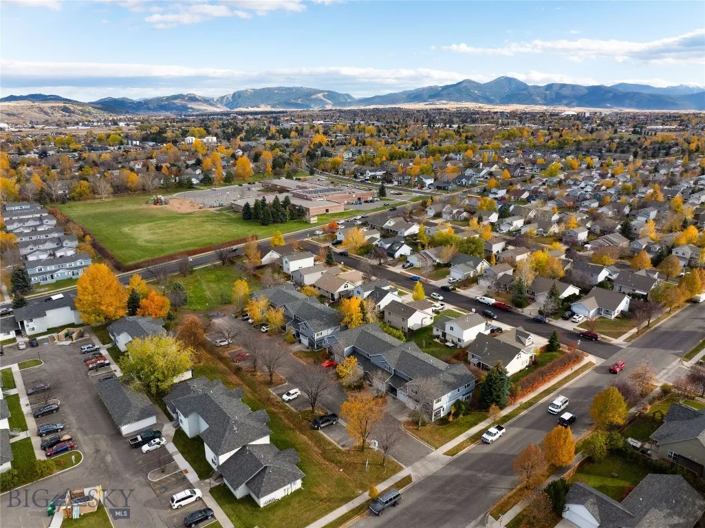 1140 N 27th Avenue 2, Bozeman, Montana 59718, Bozeman, Montana 59718, 3 Bedrooms Bedrooms, ,1 BathroomBathrooms,Residential,For Sale,1140 N 27th Avenue 2, Bozeman, Montana 59718,0,407086