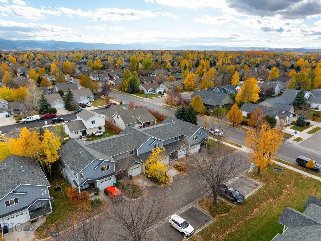 1140 N 27th Avenue 2, Bozeman, Montana 59718, Bozeman, Montana 59718, 3 Bedrooms Bedrooms, ,1 BathroomBathrooms,Residential,For Sale,1140 N 27th Avenue 2, Bozeman, Montana 59718,0,407086