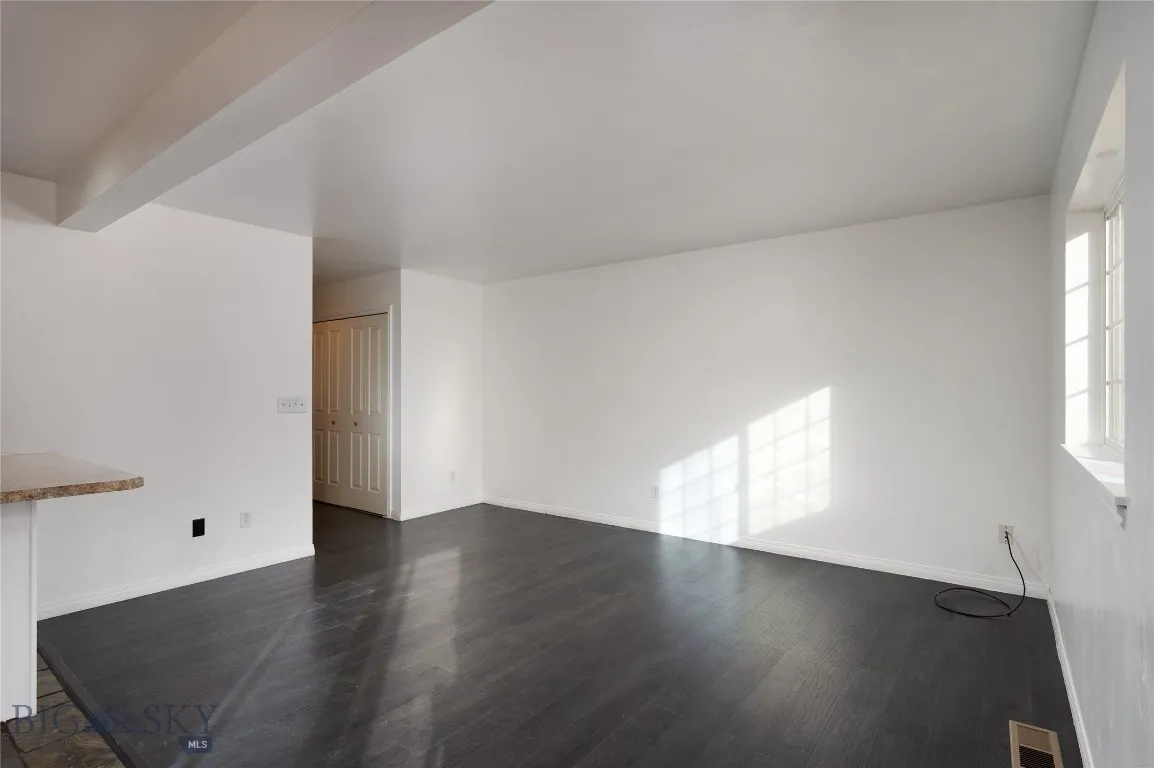 1140 N 27th Avenue 2, Bozeman, Montana 59718, Bozeman, Montana 59718, 3 Bedrooms Bedrooms, ,1 BathroomBathrooms,Residential,For Sale,1140 N 27th Avenue 2, Bozeman, Montana 59718,0,407086