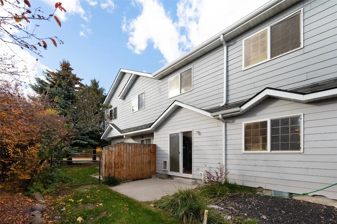 1140 N 27th Avenue 2, Bozeman, Montana 59718, Bozeman, Montana 59718, 3 Bedrooms Bedrooms, ,1 BathroomBathrooms,Residential,For Sale,1140 N 27th Avenue 2, Bozeman, Montana 59718,0,407086