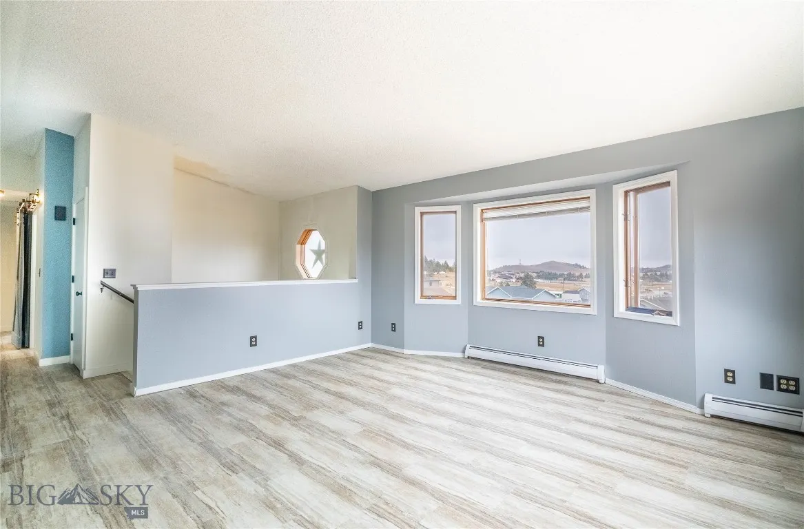 9 Hilltop Drive, Clancy, Montana 59634, Clancy, Montana 59634, 3 Bedrooms Bedrooms, ,2 BathroomsBathrooms,Residential,For Sale,9 Hilltop Drive, Clancy, Montana 59634,0,407017