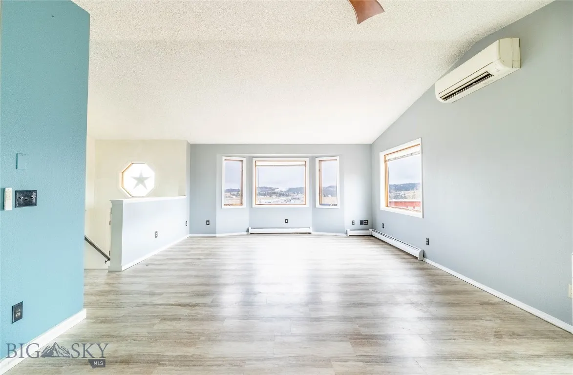 9 Hilltop Drive, Clancy, Montana 59634, Clancy, Montana 59634, 3 Bedrooms Bedrooms, ,2 BathroomsBathrooms,Residential,For Sale,9 Hilltop Drive, Clancy, Montana 59634,0,407017