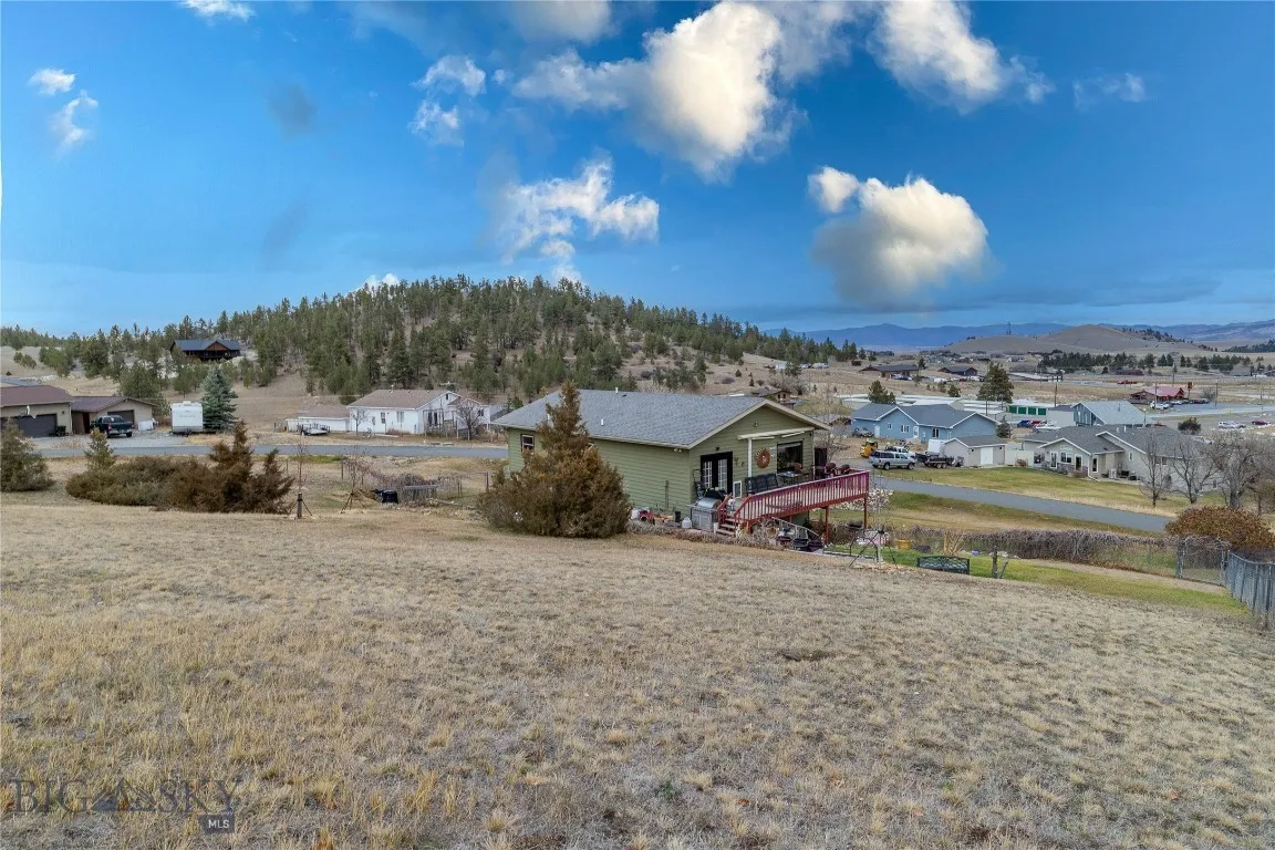 9 Hilltop Drive, Clancy, Montana 59634, Clancy, Montana 59634, 3 Bedrooms Bedrooms, ,2 BathroomsBathrooms,Residential,For Sale,9 Hilltop Drive, Clancy, Montana 59634,0,407017