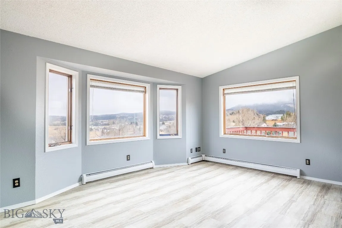 9 Hilltop Drive, Clancy, Montana 59634, Clancy, Montana 59634, 3 Bedrooms Bedrooms, ,2 BathroomsBathrooms,Residential,For Sale,9 Hilltop Drive, Clancy, Montana 59634,0,407017