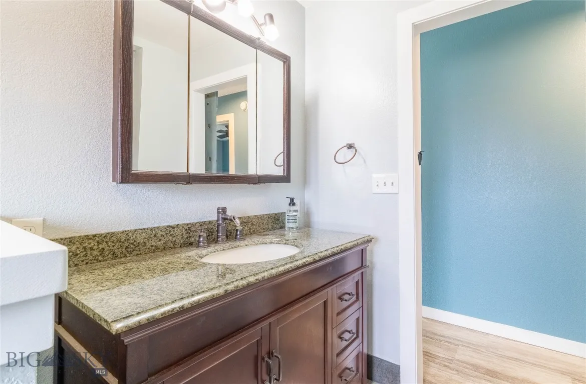 9 Hilltop Drive, Clancy, Montana 59634, Clancy, Montana 59634, 3 Bedrooms Bedrooms, ,2 BathroomsBathrooms,Residential,For Sale,9 Hilltop Drive, Clancy, Montana 59634,0,407017