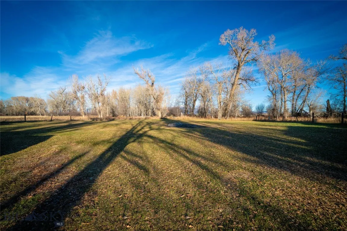 2 Beautiful Acres Zone RR A