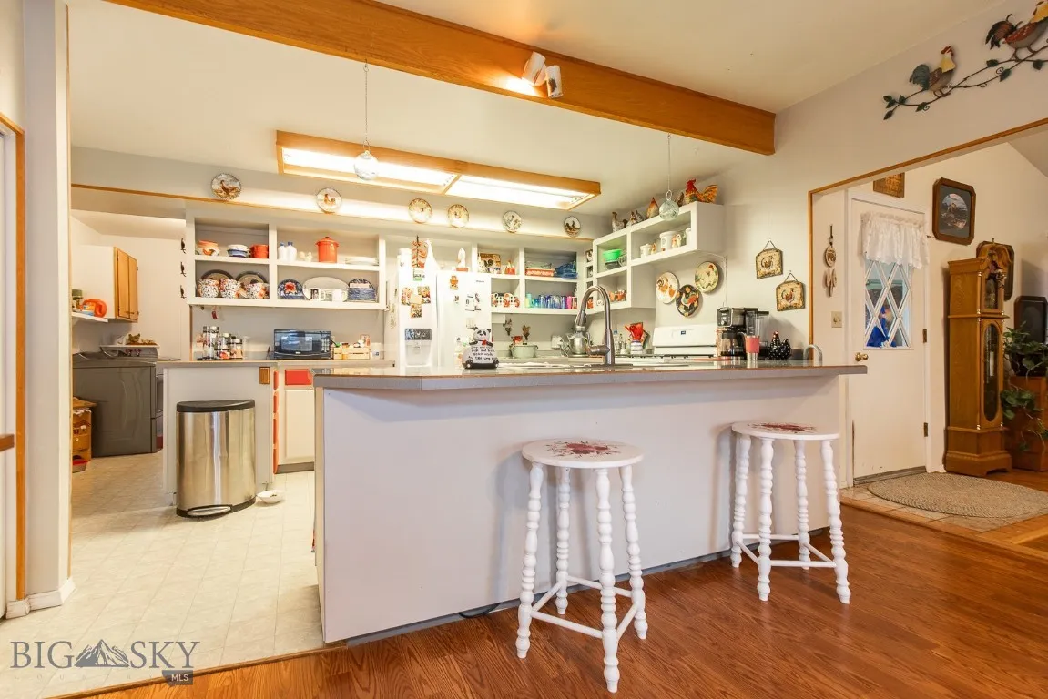 110 E Hamilton, Sheridan, Montana 59749, Sheridan, Montana 59749, 4 Bedrooms Bedrooms, ,1 BathroomBathrooms,Residential,For Sale,110 E Hamilton, Sheridan, Montana 59749,0,407205