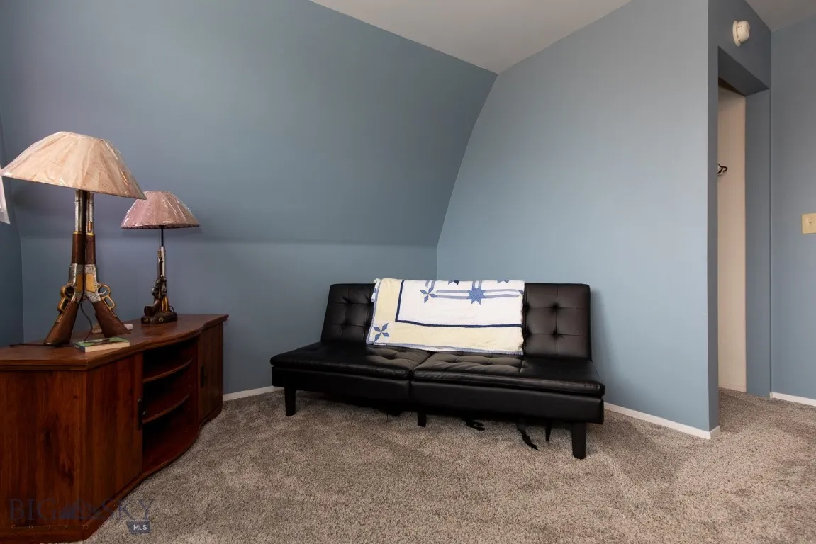 Upstairs Bedroom 1