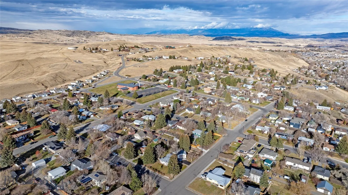624 N 2nd Street N, Livingston, Montana 59047, Livingston, Montana 59047, 4 Bedrooms Bedrooms, ,1 BathroomBathrooms,Residential,For Sale,624 N 2nd Street N, Livingston, Montana 59047,0,407273