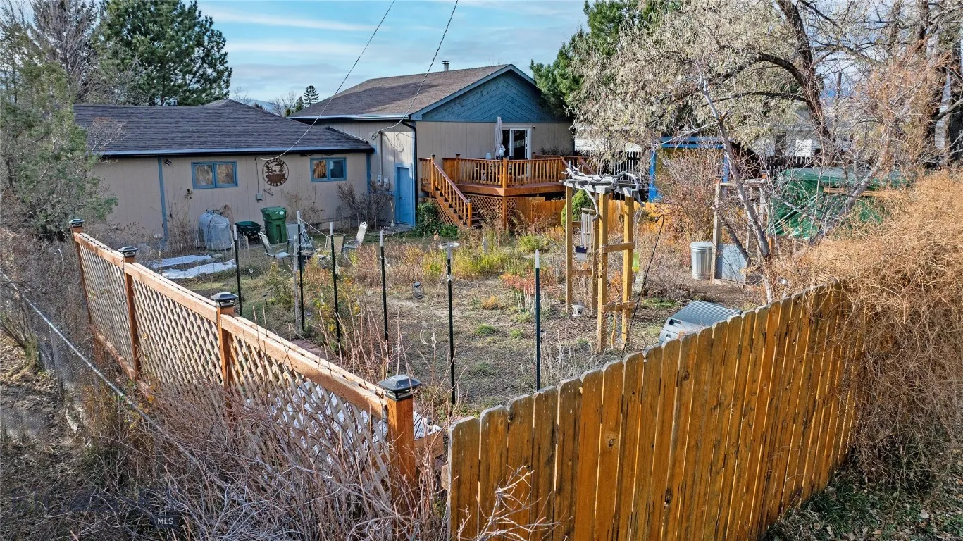 624 N 2nd Street N, Livingston, Montana 59047, Livingston, Montana 59047, 4 Bedrooms Bedrooms, ,1 BathroomBathrooms,Residential,For Sale,624 N 2nd Street N, Livingston, Montana 59047,0,407273