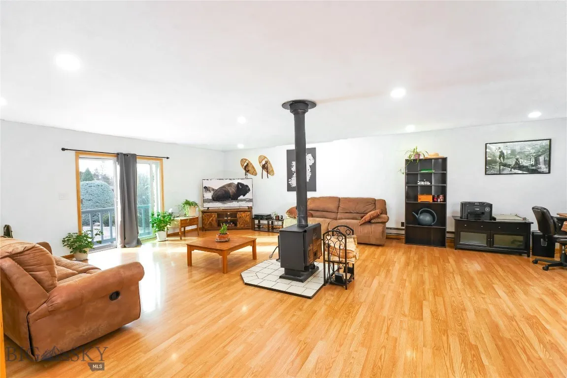 624 N 2nd Street N, Livingston, Montana 59047, Livingston, Montana 59047, 4 Bedrooms Bedrooms, ,1 BathroomBathrooms,Residential,For Sale,624 N 2nd Street N, Livingston, Montana 59047,0,407273