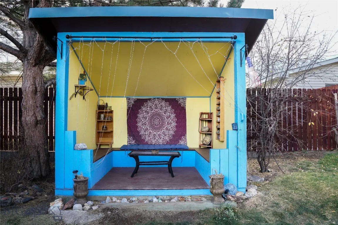 624 N 2nd Street N, Livingston, Montana 59047, Livingston, Montana 59047, 4 Bedrooms Bedrooms, ,1 BathroomBathrooms,Residential,For Sale,624 N 2nd Street N, Livingston, Montana 59047,0,407273