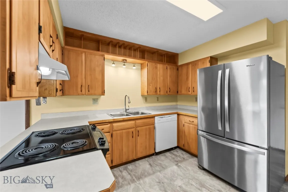 526 N 10th, Bozeman, Montana 59715, Bozeman, Montana 59715, 4 Bedrooms Bedrooms, ,2 BathroomsBathrooms,Residential,For Sale,526 N 10th, Bozeman, Montana 59715,0,407279