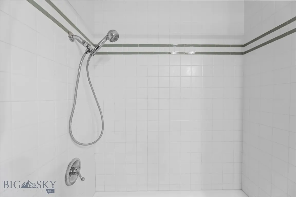 526 N 10th, Bozeman, Montana 59715, Bozeman, Montana 59715, 4 Bedrooms Bedrooms, ,2 BathroomsBathrooms,Residential,For Sale,526 N 10th, Bozeman, Montana 59715,0,407279