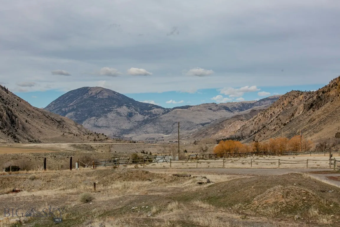 Nhn Maiden Basin Road, Gardiner, Montana 59030, Gardiner, Montana 59030, ,Land,For Sale,Nhn Maiden Basin Road, Gardiner, Montana 59030,0,407231