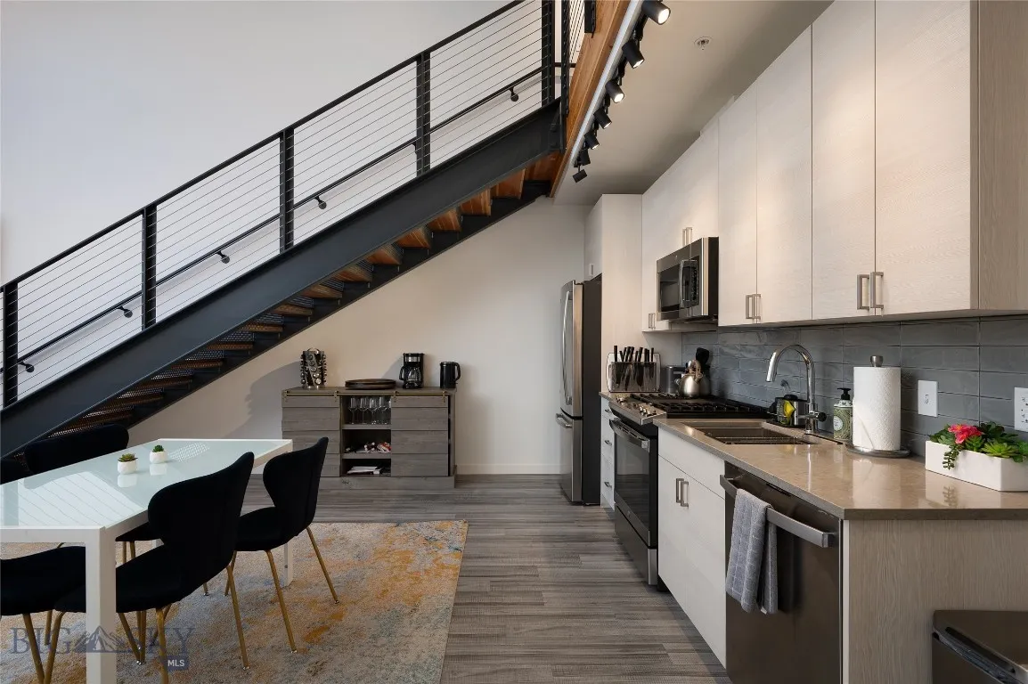 515 W Aspen Street 308, Bozeman, Montana 59715, Bozeman, Montana 59715, 2 Bedrooms Bedrooms, ,1 BathroomBathrooms,Residential,For Sale,515 W Aspen Street 308, Bozeman, Montana 59715,0,407412