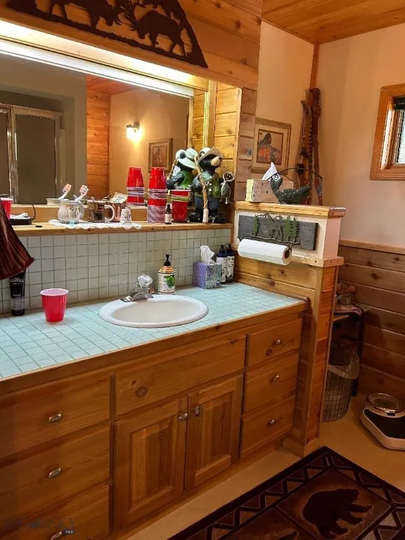 805 N Sylvan Circle, West Yellowstone, Montana 597, West Yellowstone, Montana 59758, 3 Bedrooms Bedrooms, ,2 BathroomsBathrooms,Residential,For Sale,805 N Sylvan Circle, West Yellowstone, Montana 597,0,407541