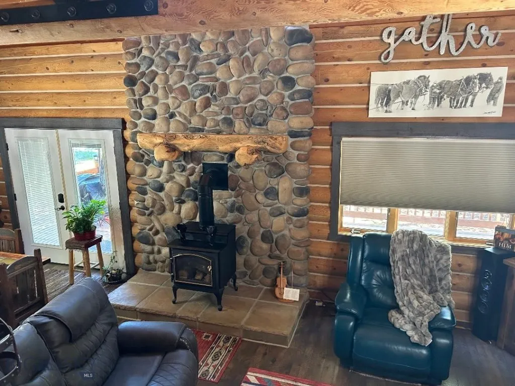 805 N Sylvan Circle, West Yellowstone, Montana 597, West Yellowstone, Montana 59758, 3 Bedrooms Bedrooms, ,2 BathroomsBathrooms,Residential,For Sale,805 N Sylvan Circle, West Yellowstone, Montana 597,0,407541