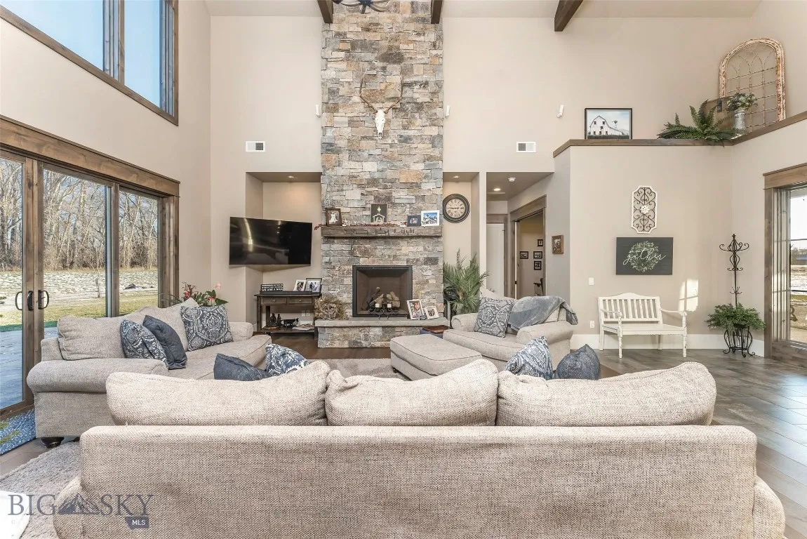 555 Glory Lane, Bozeman, Montana 59715, Bozeman, Montana 59715, 4 Bedrooms Bedrooms, ,3 BathroomsBathrooms,Residential,For Sale,555 Glory Lane, Bozeman, Montana 59715,0,407650