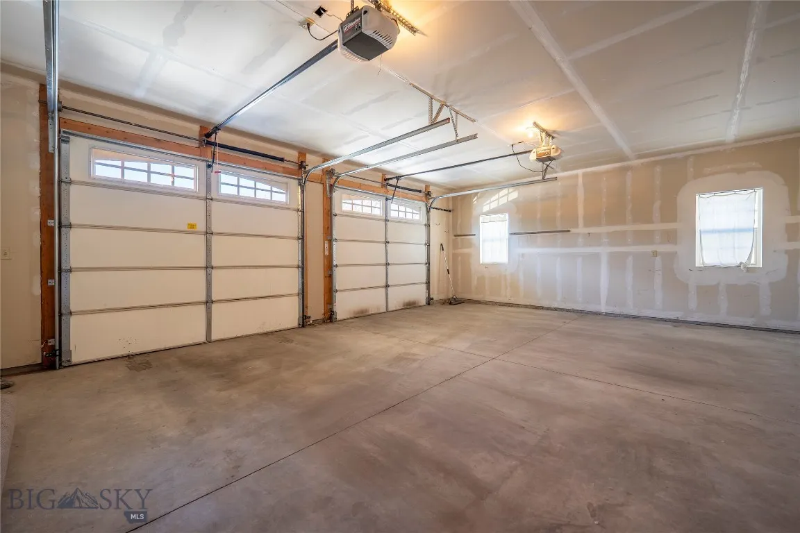 2358 W Beall 1, Bozeman, Montana 59718, Bozeman, Montana 59718, 3 Bedrooms Bedrooms, ,2 BathroomsBathrooms,Residential,For Sale,2358 W Beall 1, Bozeman, Montana 59718,0,407771