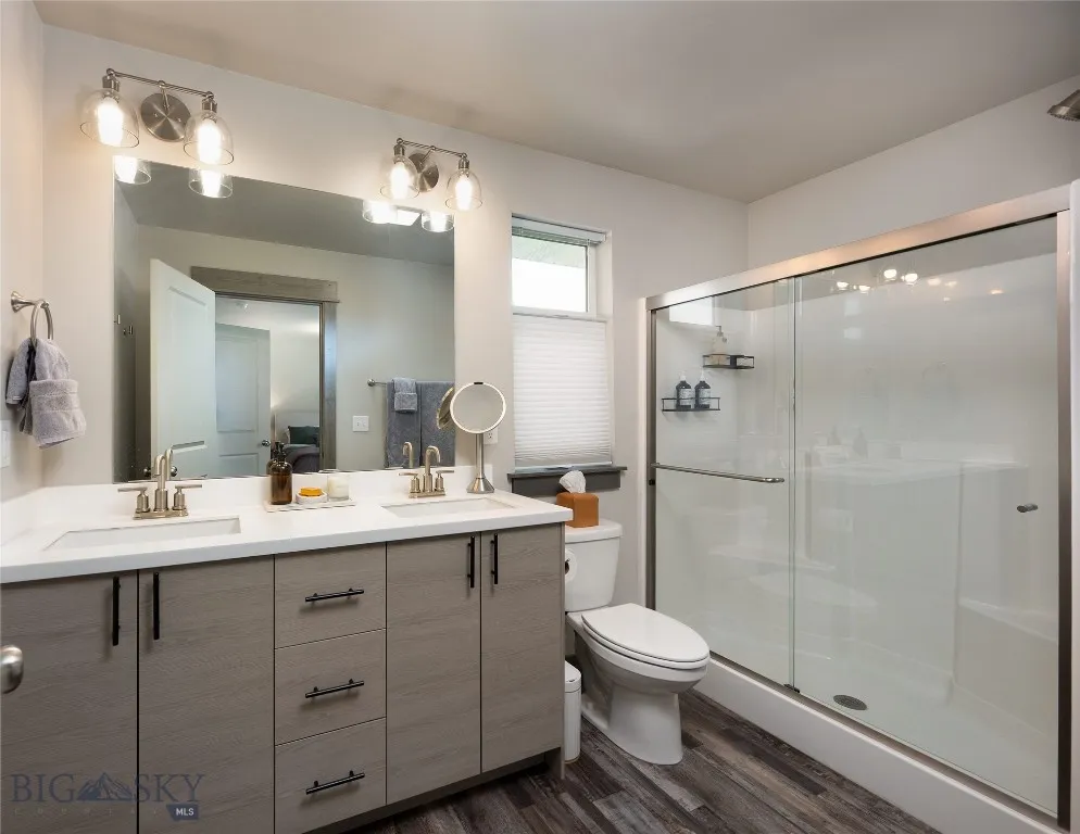 Ensuite Primary Bath