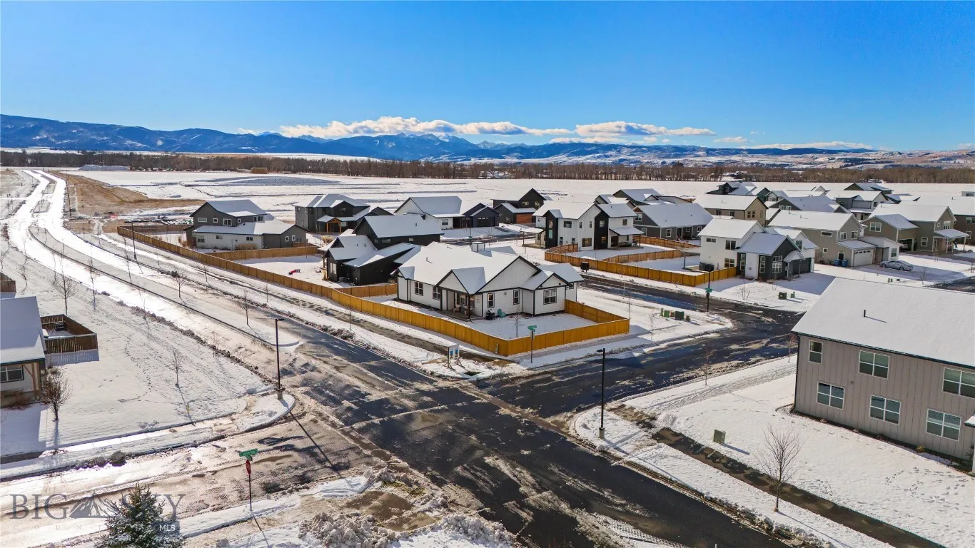 22 Battle Peak Court, Bozeman, Montana 59718, Bozeman, Montana 59718, 4 Bedrooms Bedrooms, ,2 BathroomsBathrooms,Residential,For Sale,22 Battle Peak Court, Bozeman, Montana 59718,0,407777