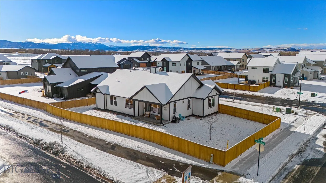 22 Battle Peak Court, Bozeman, Montana 59718, Bozeman, Montana 59718, 4 Bedrooms Bedrooms, ,2 BathroomsBathrooms,Residential,For Sale,22 Battle Peak Court, Bozeman, Montana 59718,0,407777