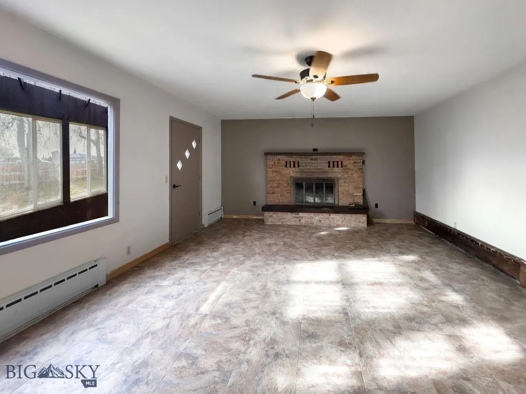 210 W Hamilton, Sheridan, Montana 59749, Sheridan, Montana 59749, 2 Bedrooms Bedrooms, ,1 BathroomBathrooms,Residential,For Sale,210 W Hamilton, Sheridan, Montana 59749,0,407806