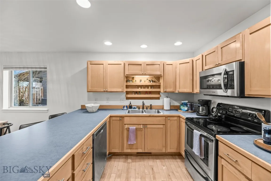 760 Rogers Way D, Bozeman, Montana 59718, Bozeman, Montana 59718, 3 Bedrooms Bedrooms, ,2 BathroomsBathrooms,Residential,For Sale,760 Rogers Way D, Bozeman, Montana 59718,0,407813