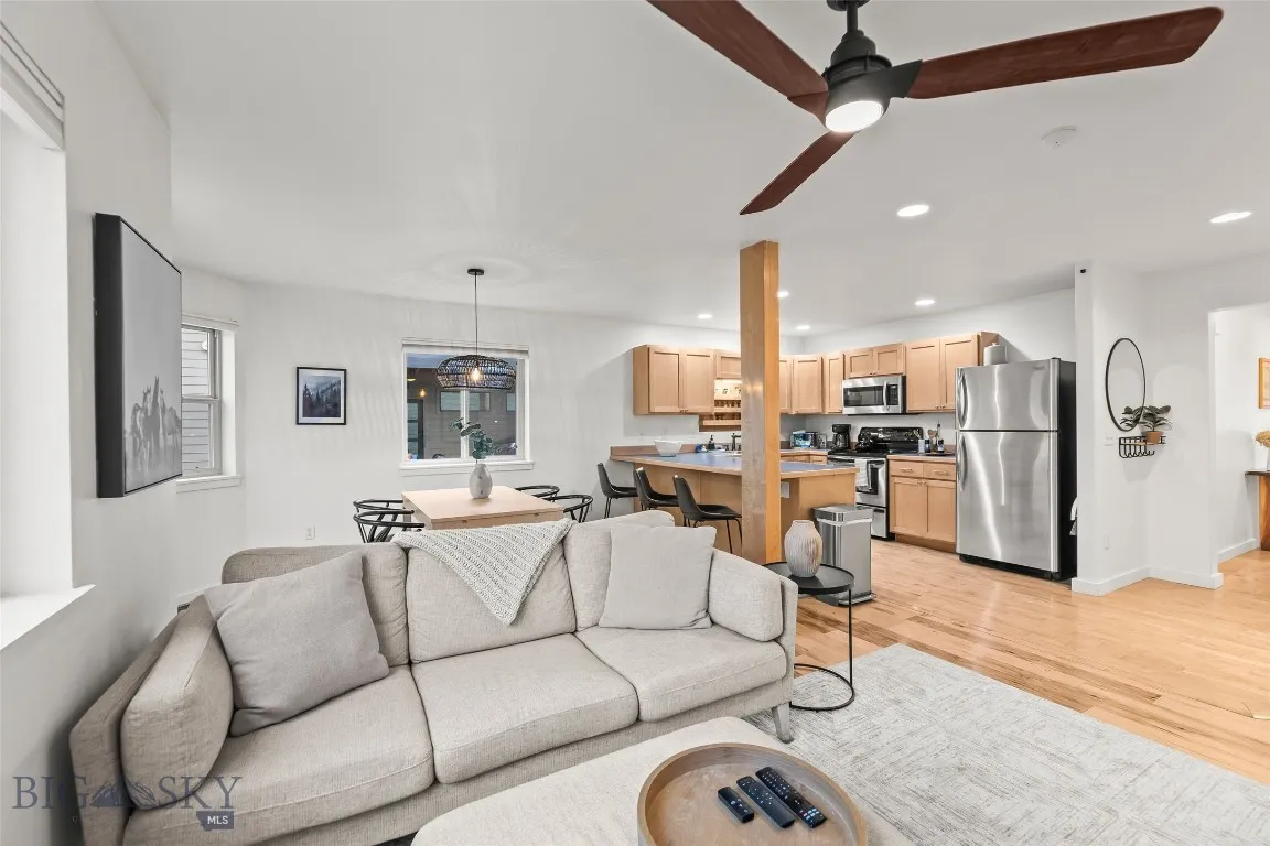 760 Rogers Way D, Bozeman, Montana 59718, Bozeman, Montana 59718, 3 Bedrooms Bedrooms, ,2 BathroomsBathrooms,Residential,For Sale,760 Rogers Way D, Bozeman, Montana 59718,0,407813