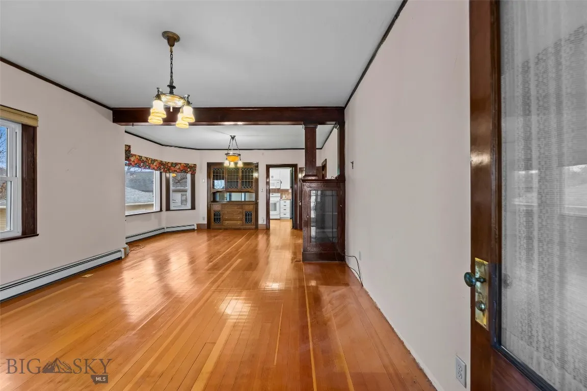 405 N C Street, Livingston, Montana 59047, Livingston, Montana 59047, 2 Bedrooms Bedrooms, ,1 BathroomBathrooms,Residential,For Sale,405 N C Street, Livingston, Montana 59047,0,407856