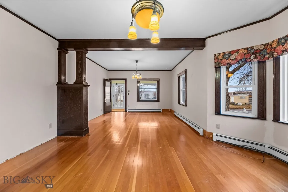 405 N C Street, Livingston, Montana 59047, Livingston, Montana 59047, 2 Bedrooms Bedrooms, ,1 BathroomBathrooms,Residential,For Sale,405 N C Street, Livingston, Montana 59047,0,407856