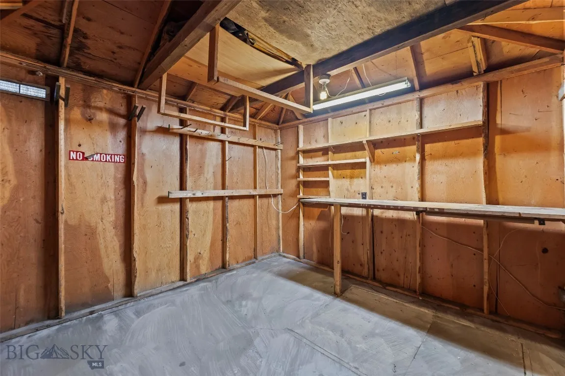 405 N C Street, Livingston, Montana 59047, Livingston, Montana 59047, 2 Bedrooms Bedrooms, ,1 BathroomBathrooms,Residential,For Sale,405 N C Street, Livingston, Montana 59047,0,407856