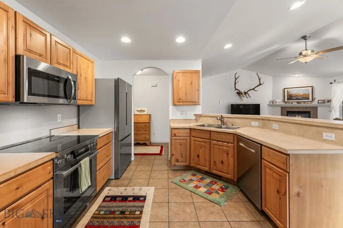 1142 New Holland, Bozeman, Montana 59718, Bozeman, Montana 59718, 3 Bedrooms Bedrooms, ,2 BathroomsBathrooms,Residential,For Sale,1142 New Holland, Bozeman, Montana 59718,0,408052